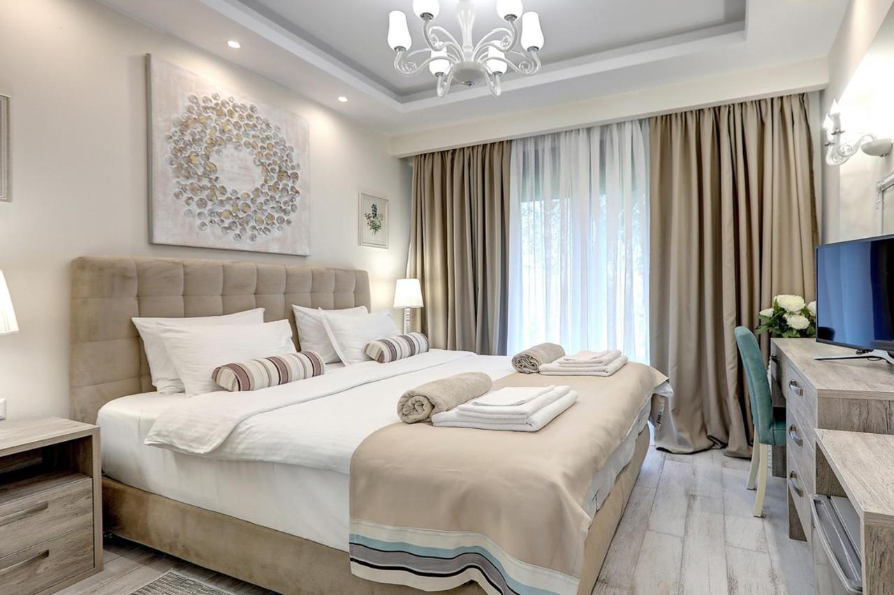 Anemone Villa With Outdoor Hot Tub, Sani Luxury Villas Collection Exterior photo